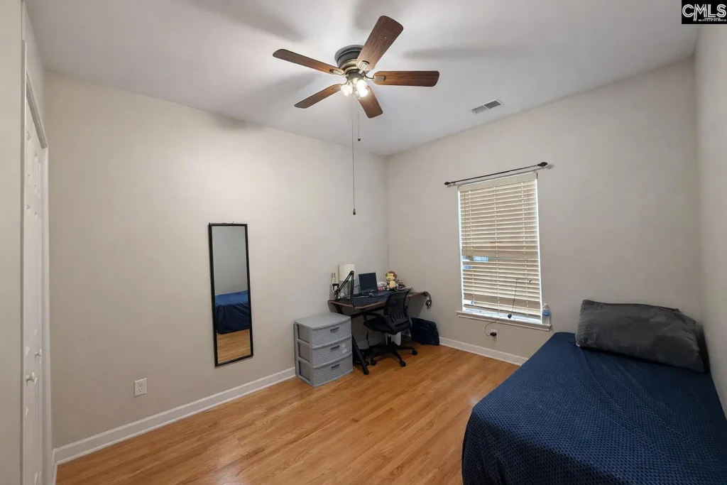 204 Hope Rd photo 9