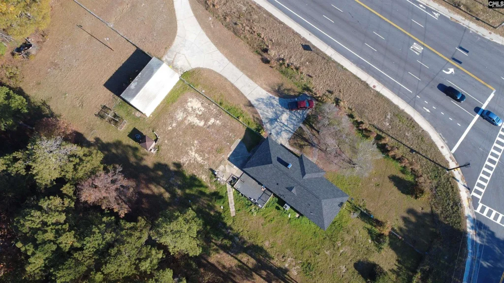 3409 Hard Scrabble Rd preview photo 2